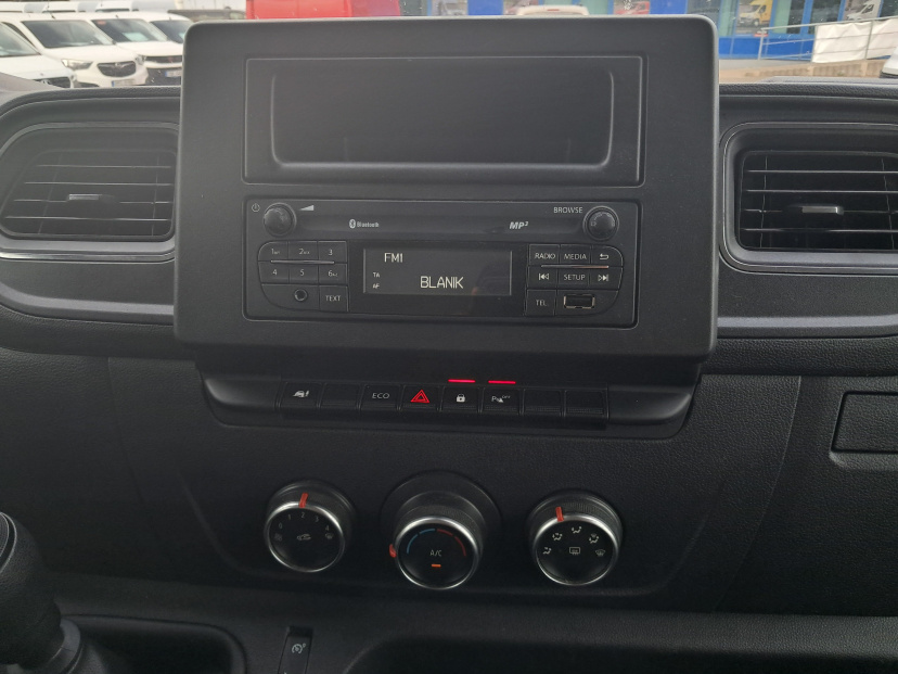 Renault Master, 2024