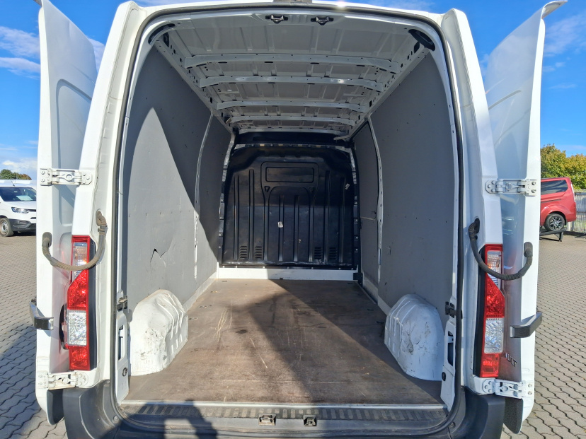 Renault Master, 2024