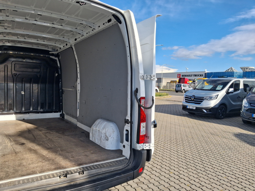 Renault Master, 2024