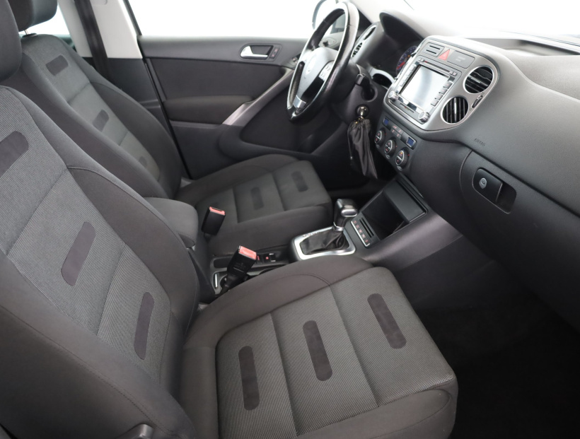 Volkswagen Tiguan, 2009