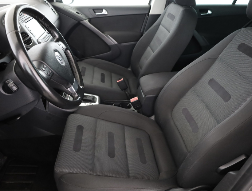 Volkswagen Tiguan, 2009
