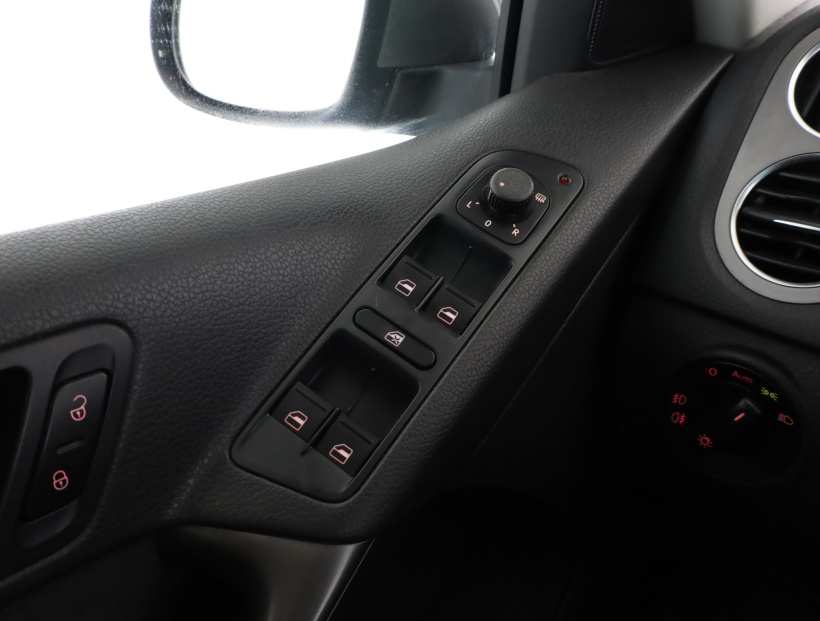 Volkswagen Tiguan, 2009