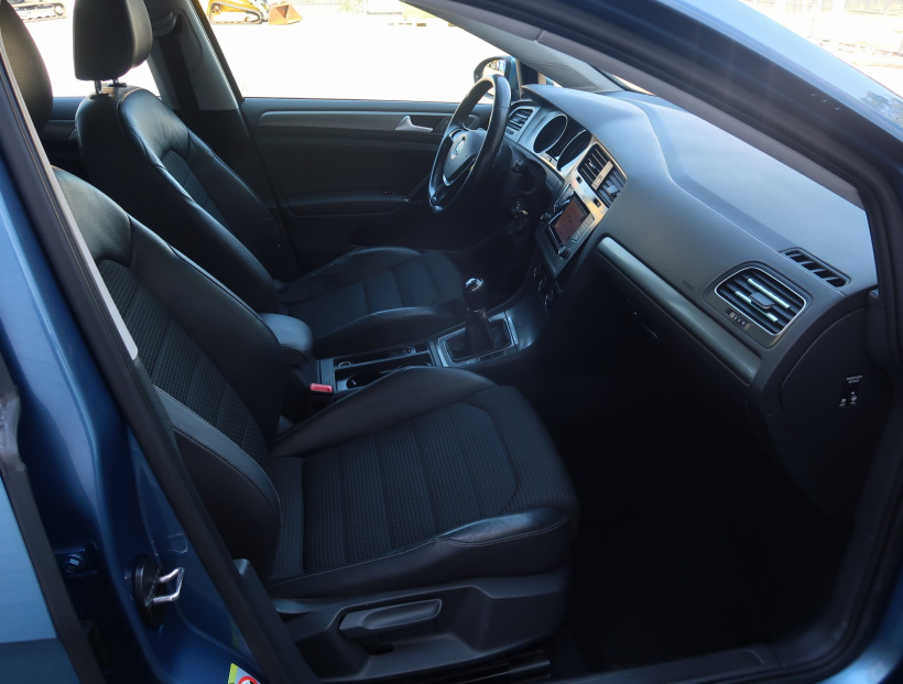 Volkswagen Golf, 2013