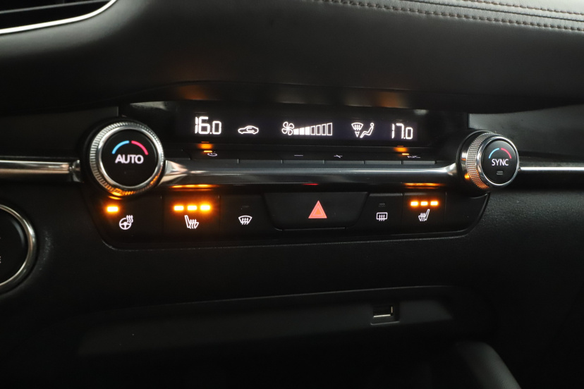 Mazda 3, 2021
