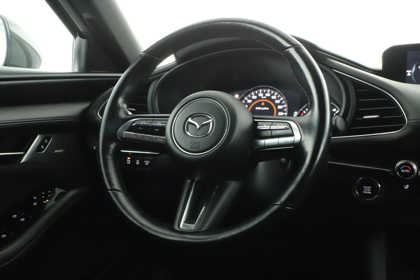 Mazda 3, 2021