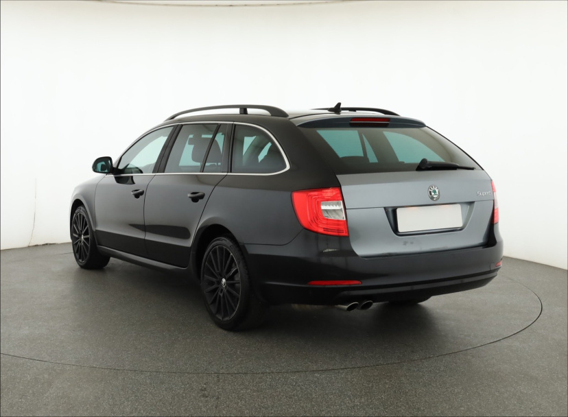 Škoda Superb, 2013