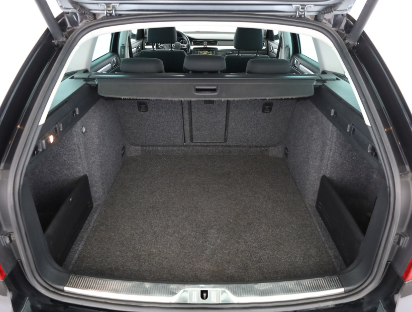 Škoda Superb, 2013