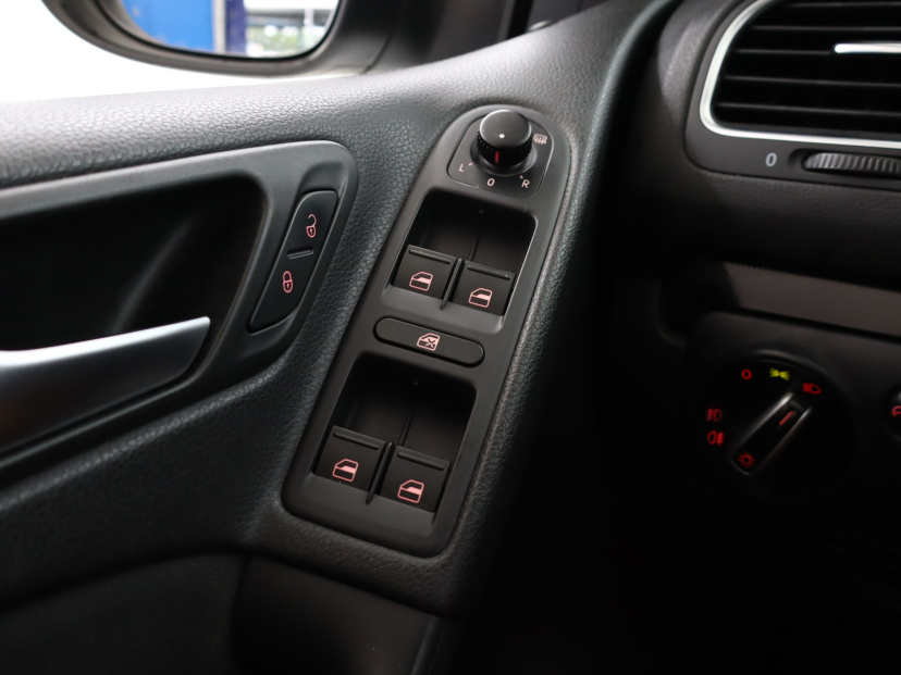 Volkswagen Golf, 2012