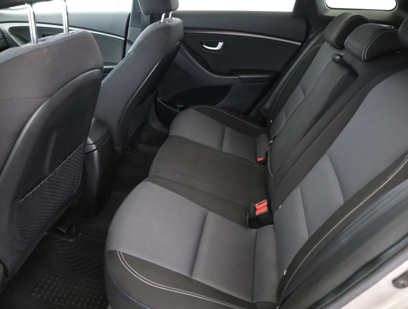 Hyundai i30, 2016