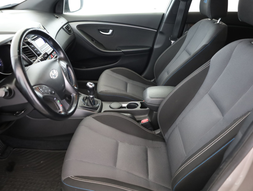 Hyundai i30, 2016