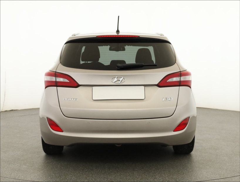 Hyundai i30, 2016