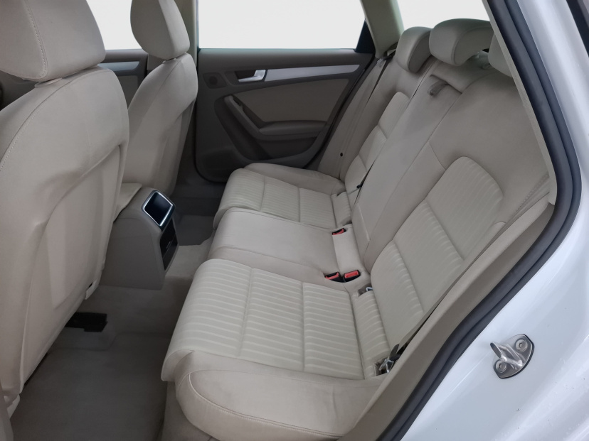 Audi A4, 2011
