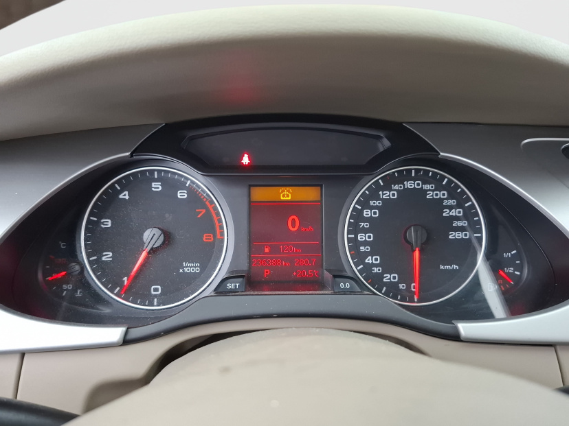Audi A4, 2011