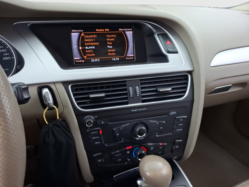 Audi A4, 2011