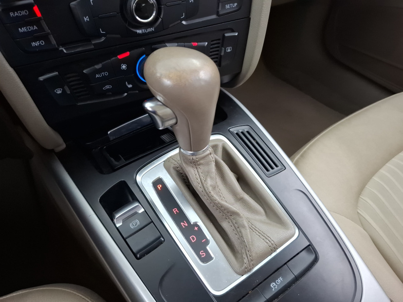 Audi A4, 2011