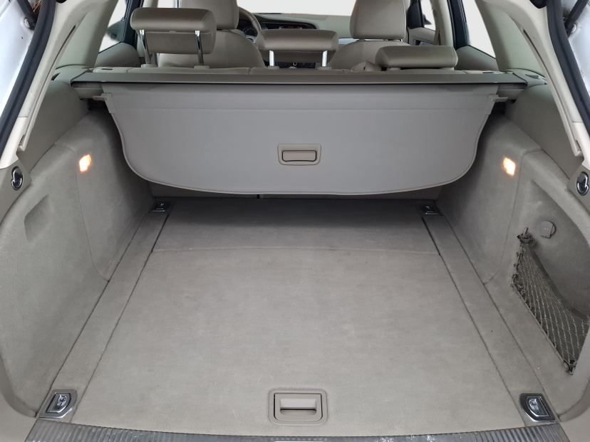 Audi A4, 2011