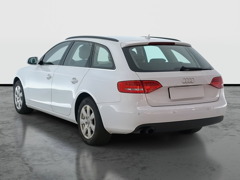Audi A4, 2011