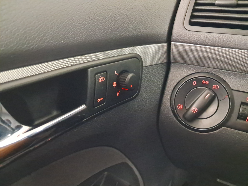 Volkswagen Touran, 2006