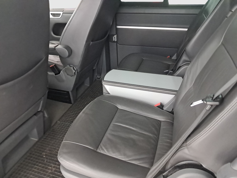 Volkswagen Multivan, 2009