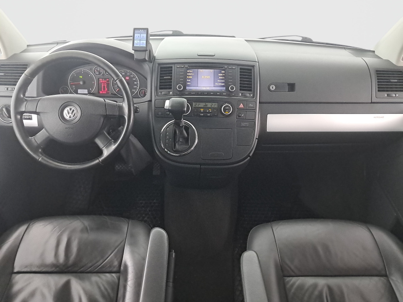 Volkswagen Multivan, 2009