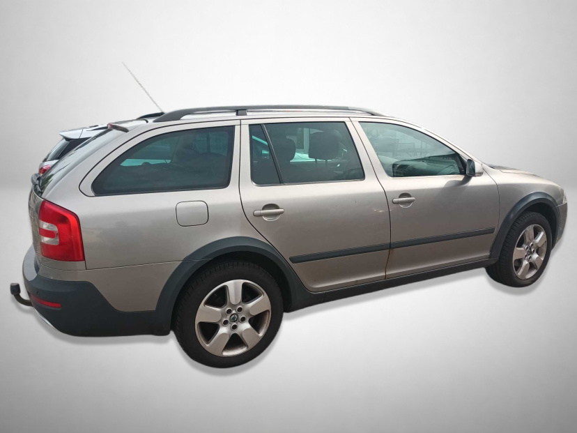 Škoda Octavia Scout, 2008
