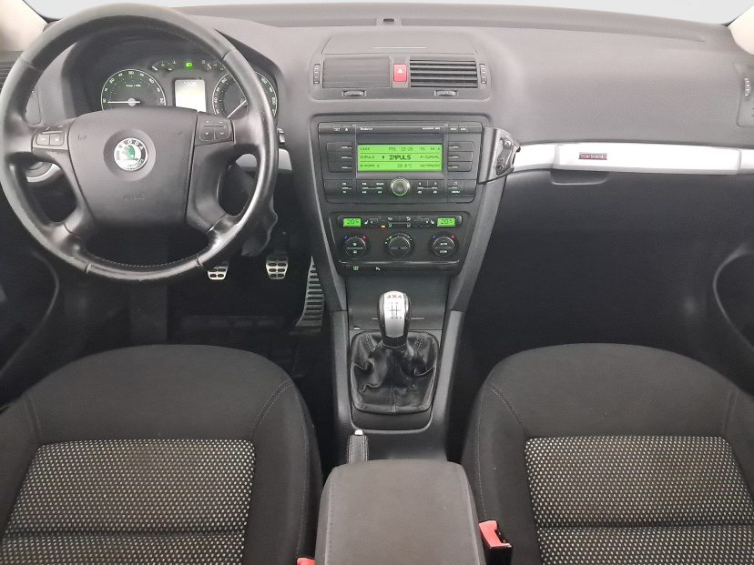 Škoda Octavia Scout, 2008