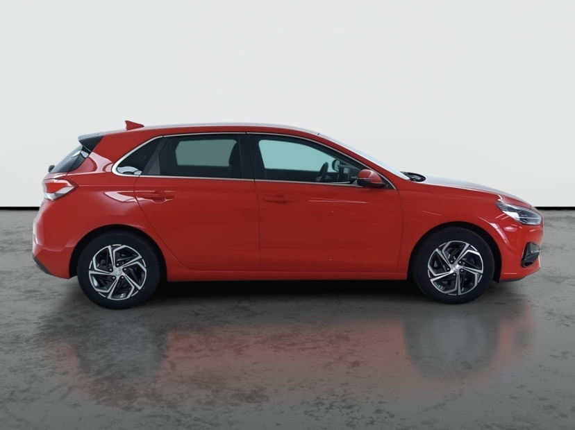 Hyundai i30, 2022