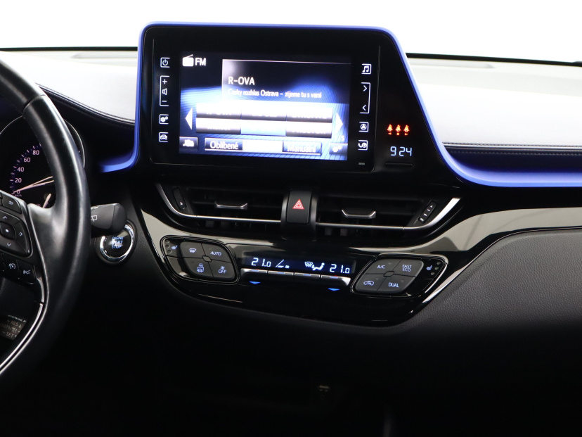 Toyota C-HR, 2017