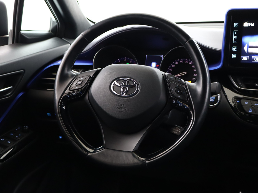 Toyota C-HR, 2017