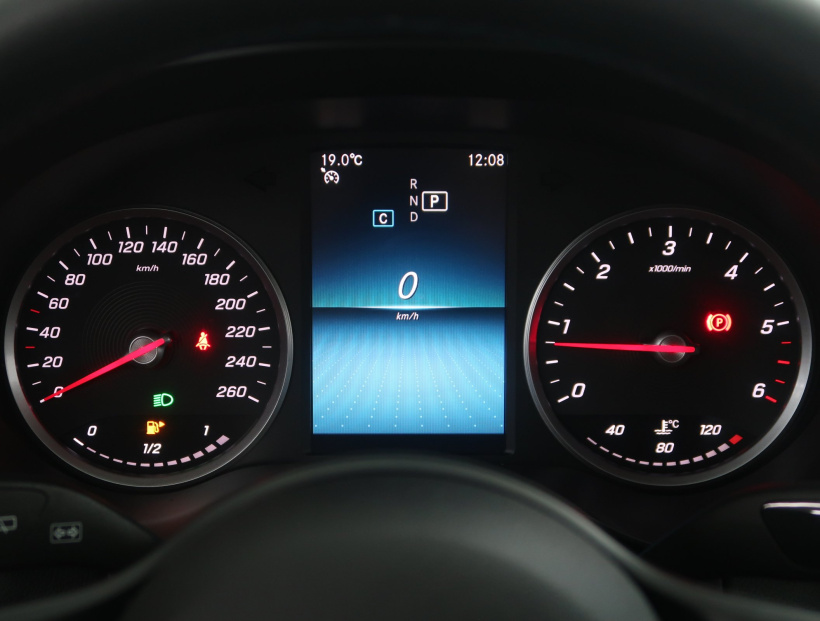 Mercedes-Benz C, 2019