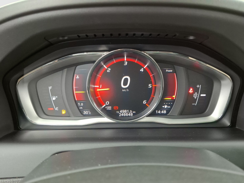 Volvo XC60, 2016