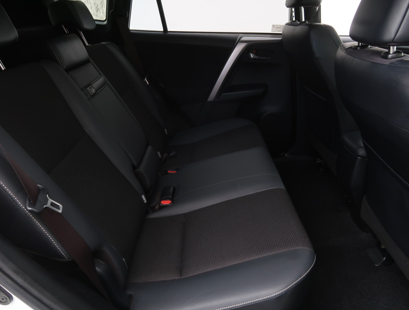 Toyota RAV 4, 2017