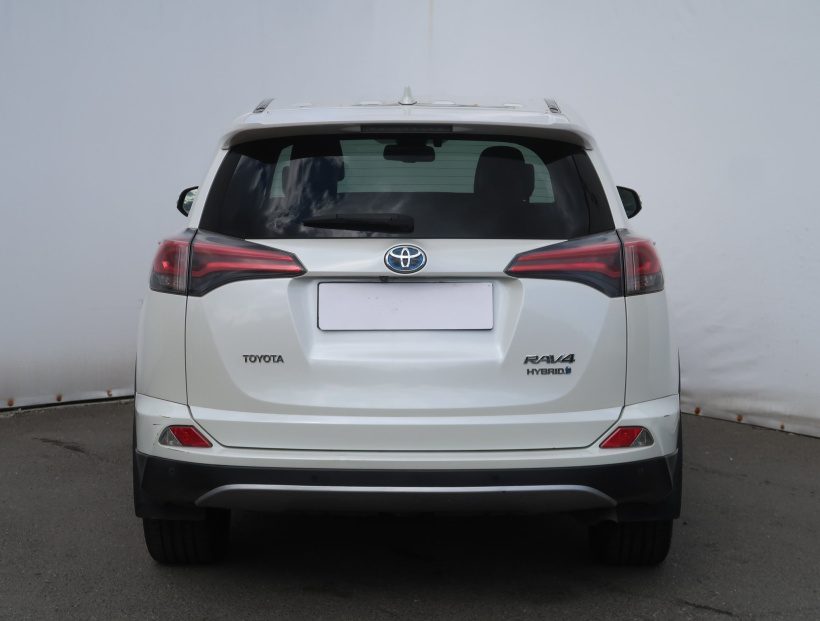 Toyota RAV 4, 2017