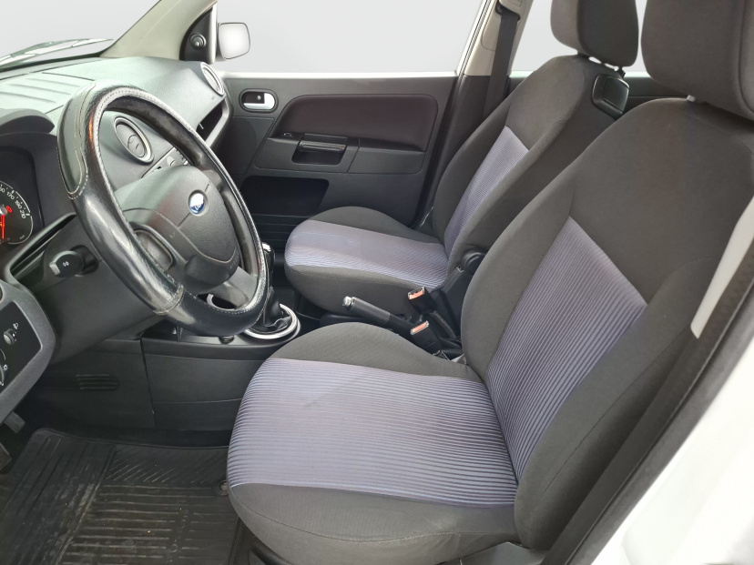 Ford Fusion, 2008