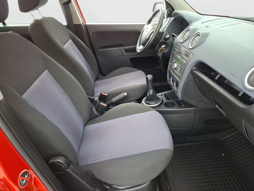 Ford Fusion, 2011