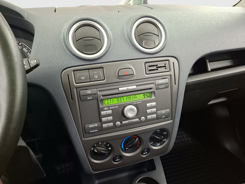 Ford Fusion, 2011