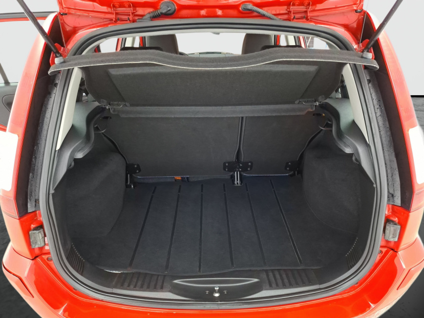 Ford Fusion, 2011