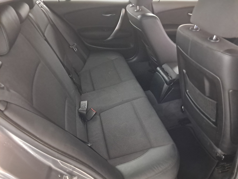 BMW 1, 2011