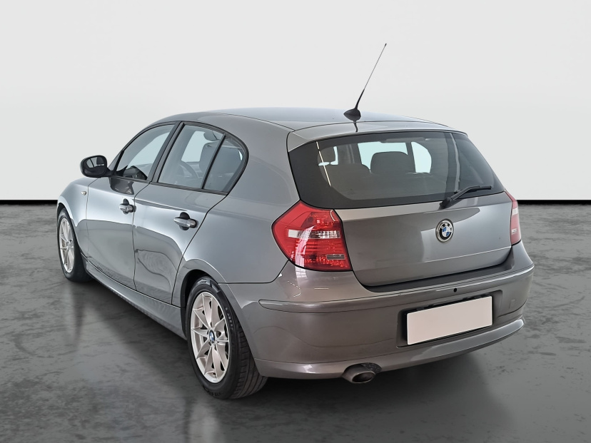 BMW 1, 2011