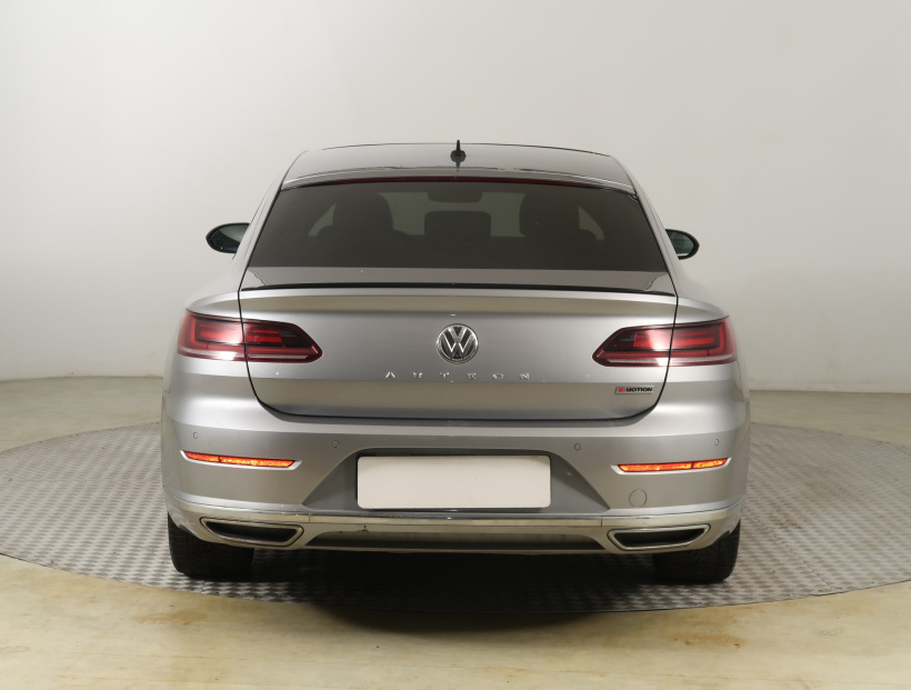 Volkswagen Arteon, 2017