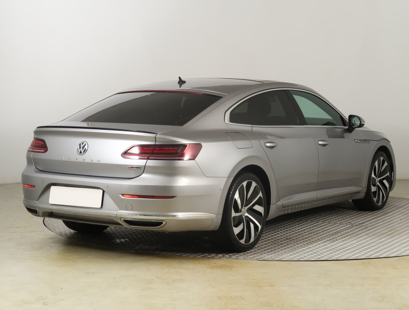 Volkswagen Arteon, 2017