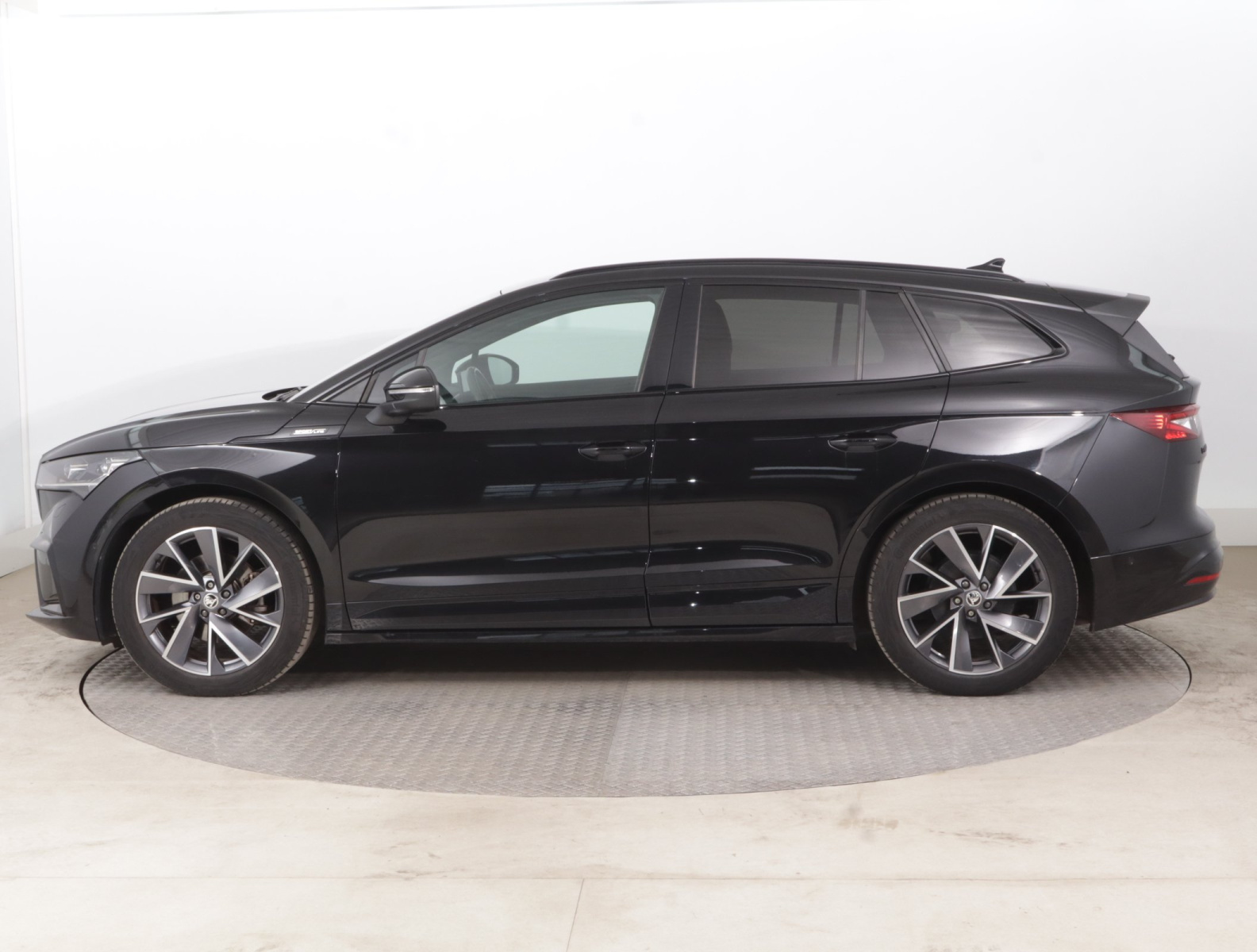 Škoda Enyaq iV 60 (62 kWh), 2022 4