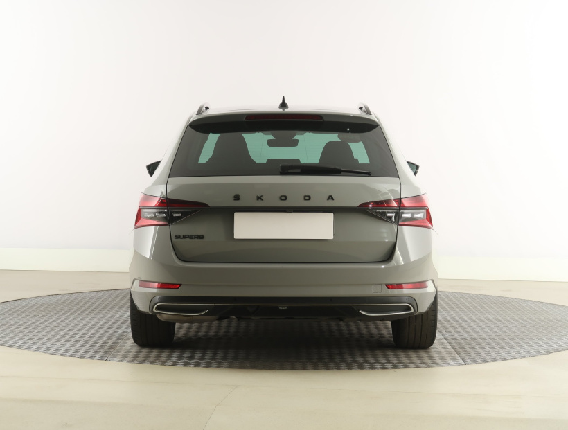 Škoda Superb, 2023