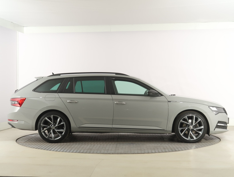 Škoda Superb, 2023