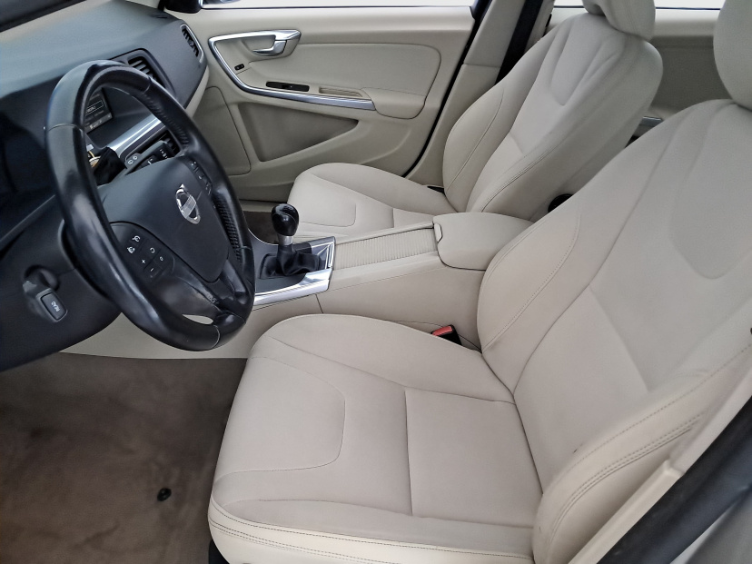 Volvo V60, 2011