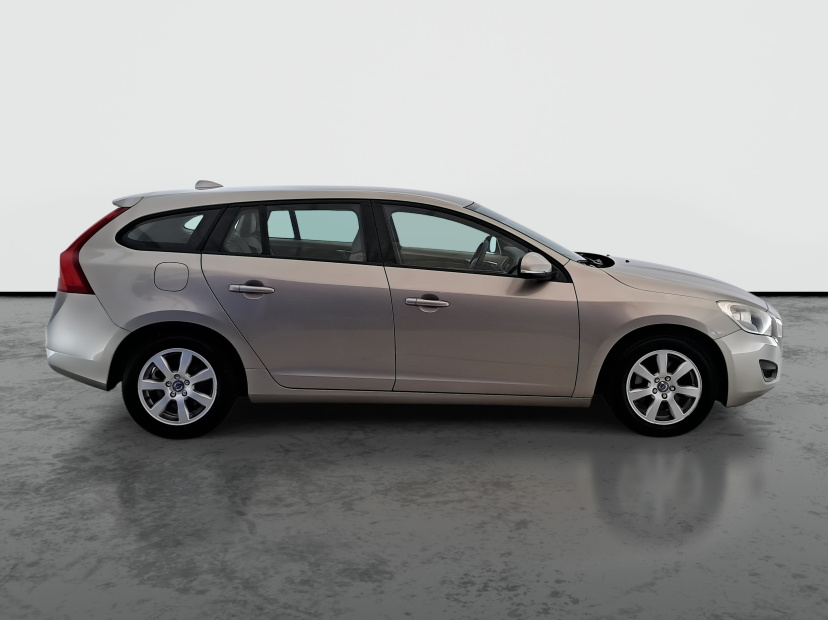 Volvo V60, 2011