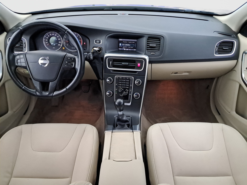 Volvo V60, 2011
