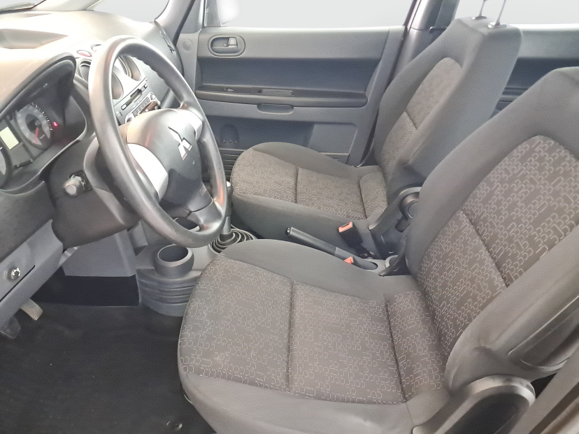 Mitsubishi Colt, 2009