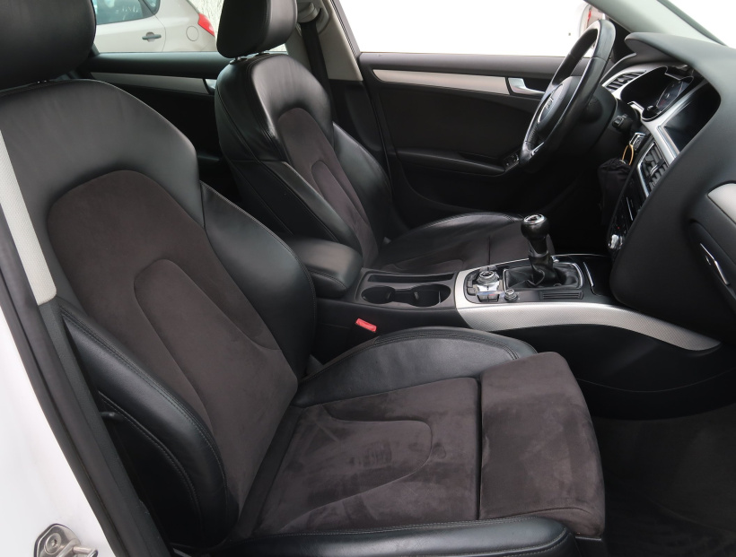 Audi A4 Allroad, 2015