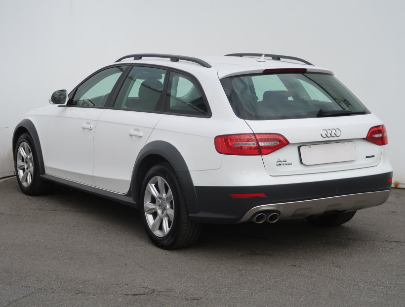 Audi A4 Allroad, 2015